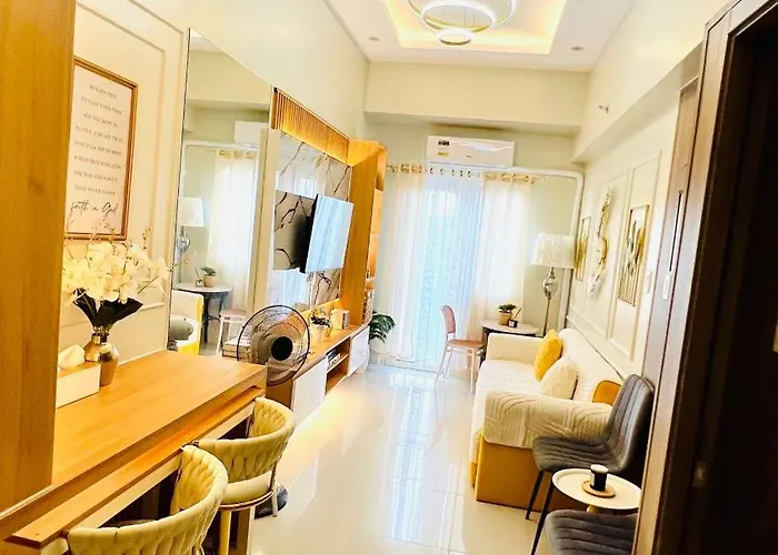 J Radiance Coast Residences Hotel *